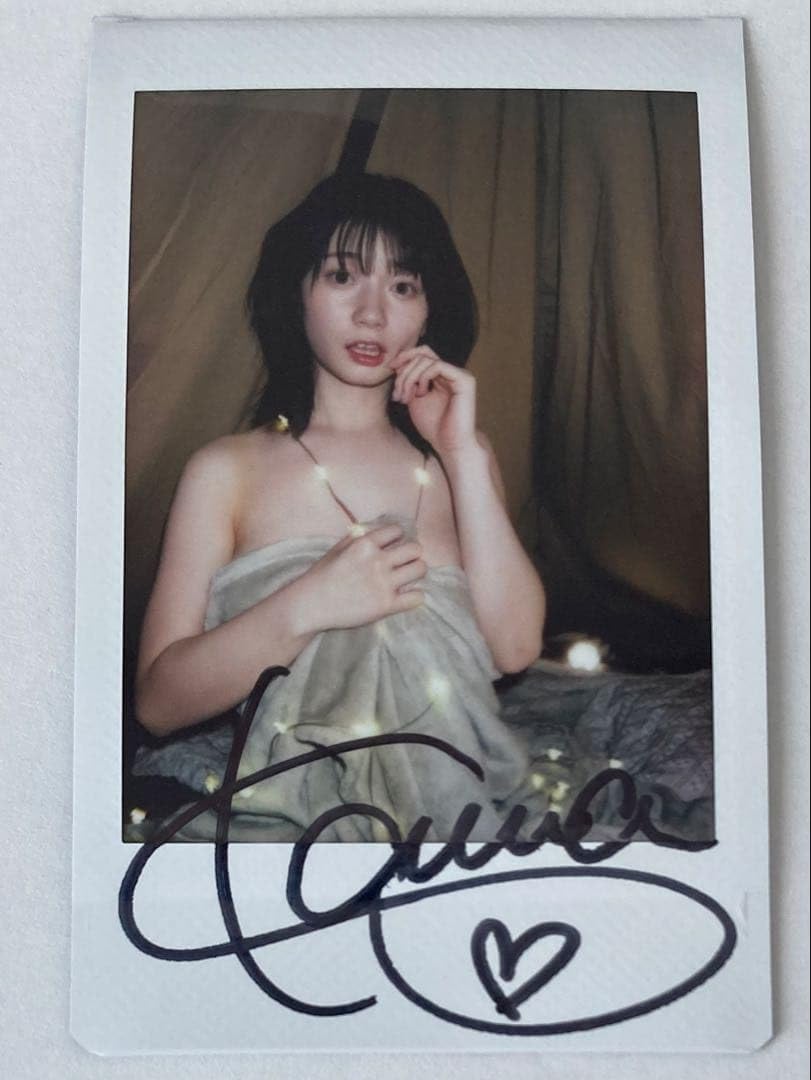 Amazon.co.jp: 希少 良カット 瀬戸環奈 直筆サイン入りチェキ